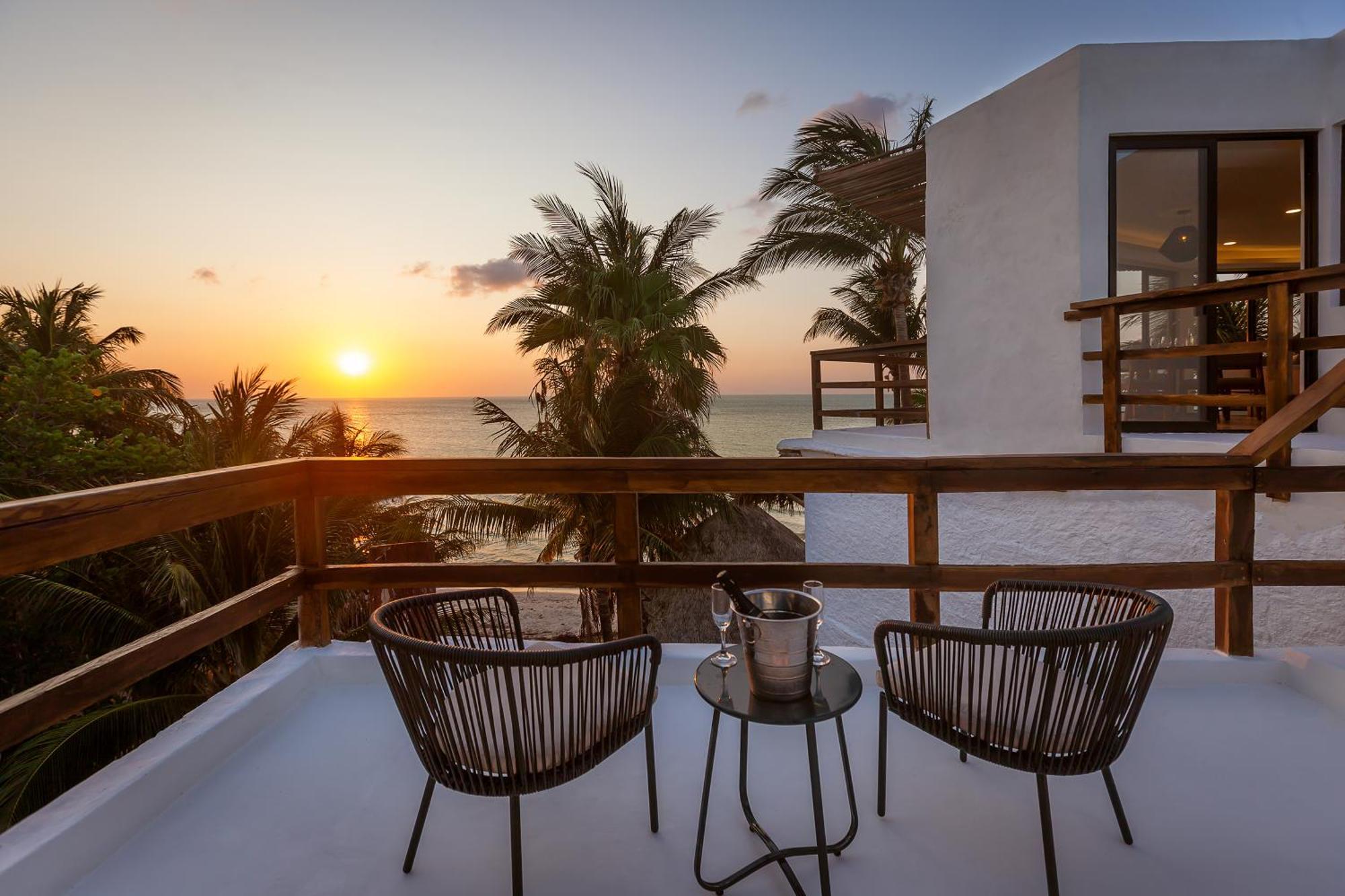 Beachfront Hotel La Palapa - Adults Only Isla Holbox Buitenkant foto